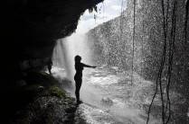 Reverenciando a Cachoeira do Frade, em Ubajara - CE